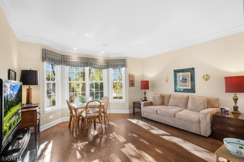 ROSEVALLE - Residential