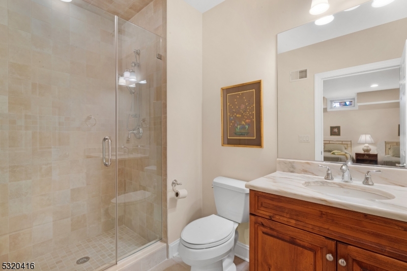 ROSEVALLE - Residential