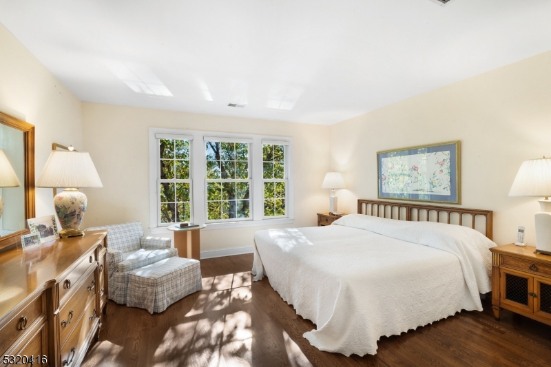 ROSEVALLE - Residential