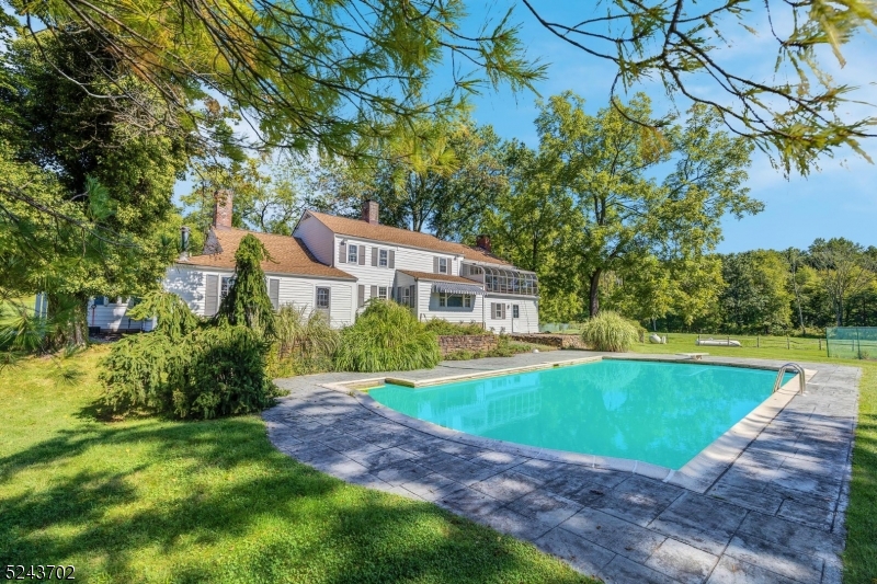 Far Hills Area - Residential