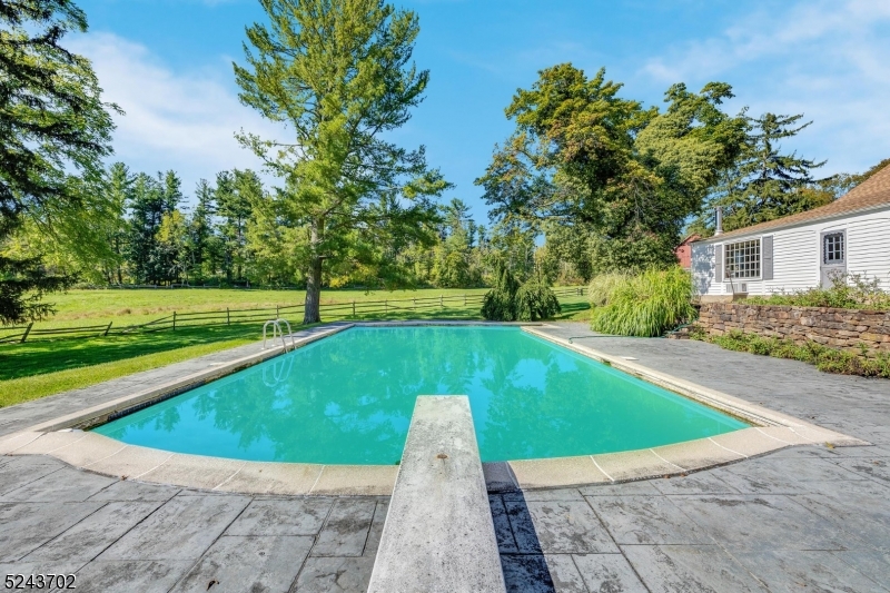 Far Hills Area - Residential