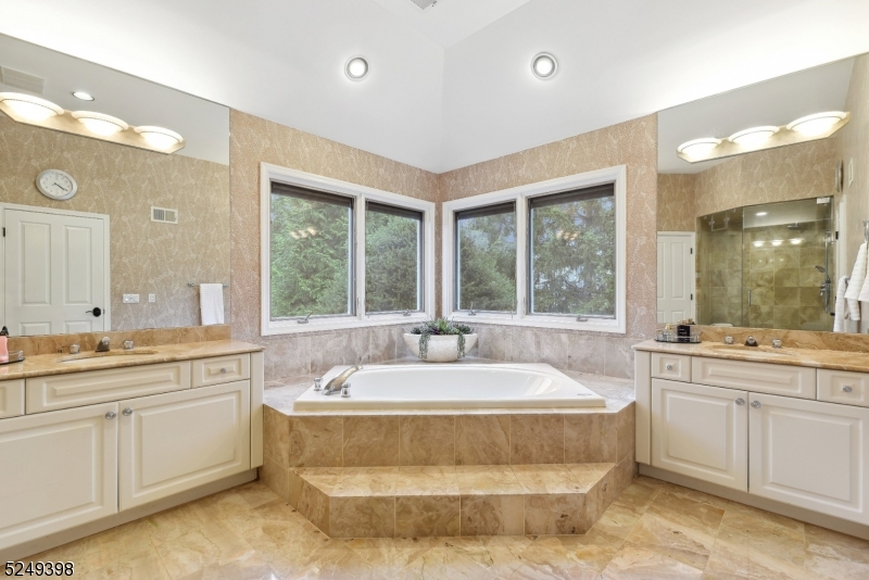 Bel Air - Residential