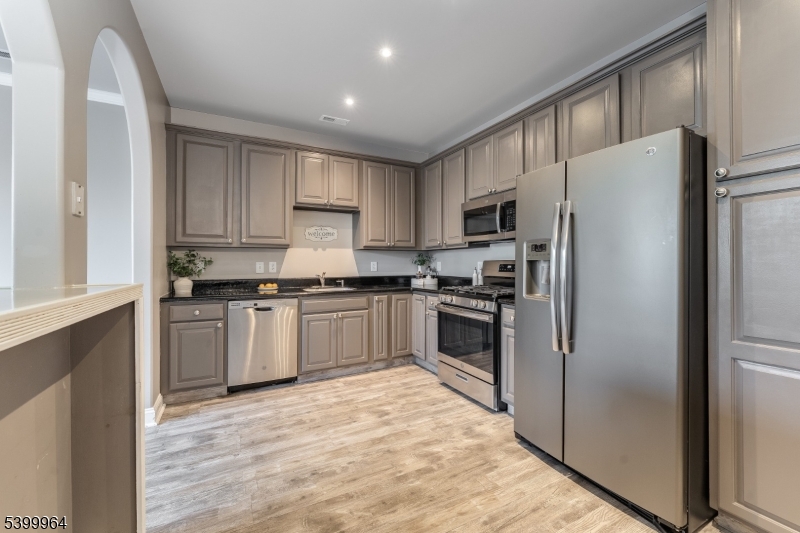 Warren Heights - Residential