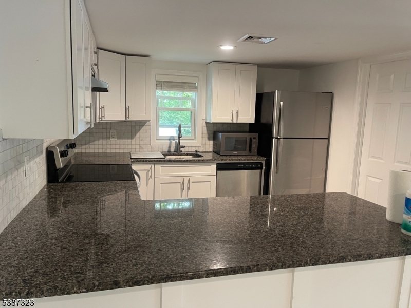 CRANDON LAKES - Residential