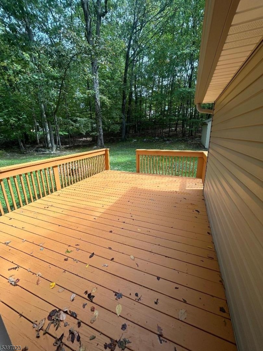 CRANDON LAKES - Residential