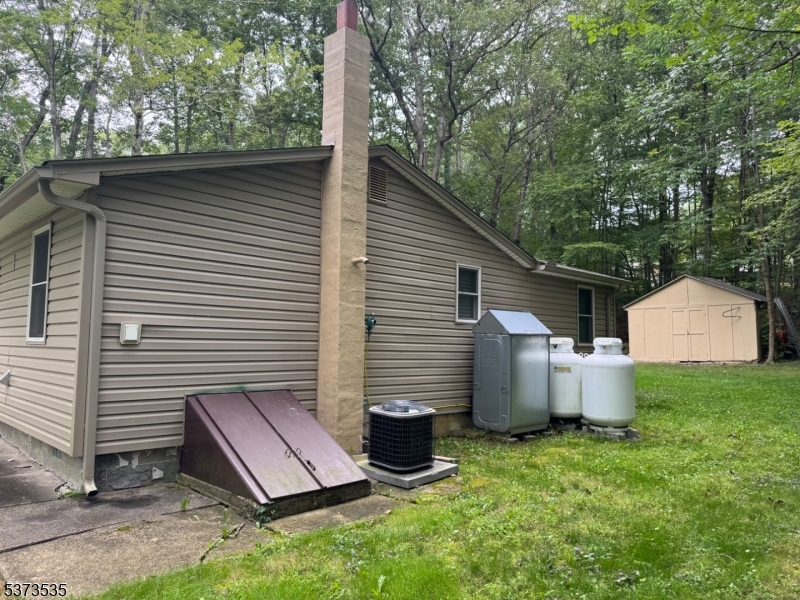 CRANDON LAKES - Residential