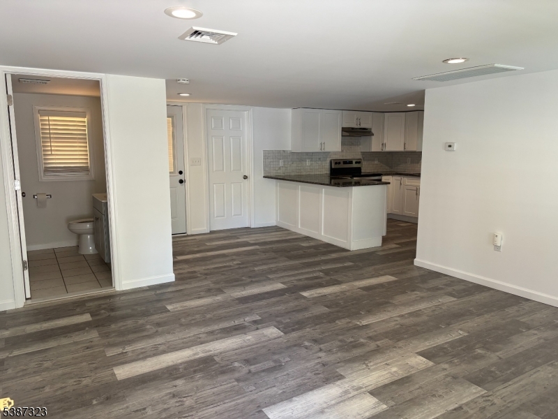 CRANDON LAKES - Residential