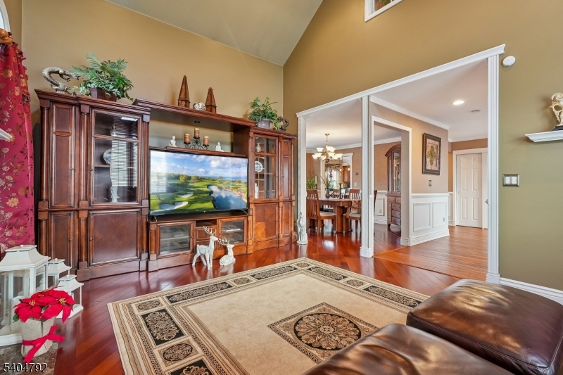 Crestmont Hills - Residential