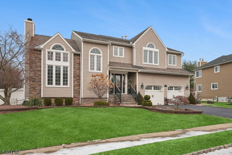 Crestmont Hills - Residential