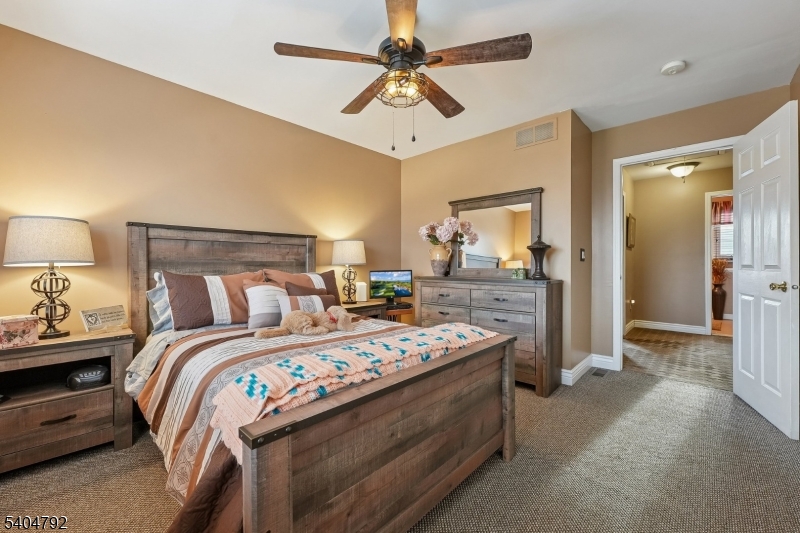 Crestmont Hills - Residential