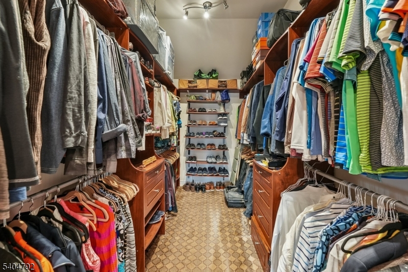 Crestmont Hills - Residential