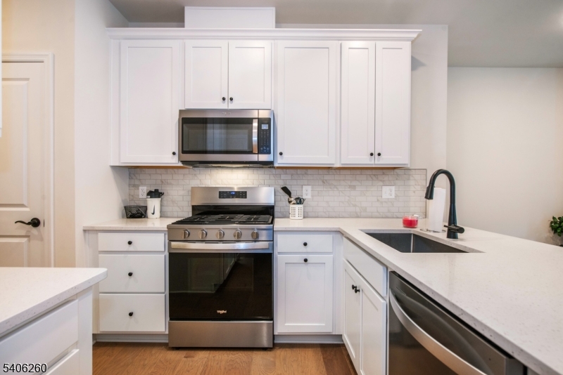 Scarlet Place - Residential Lease