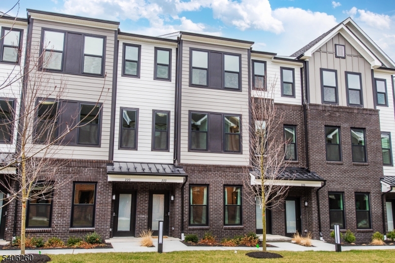 Scarlet Place - Residential Lease