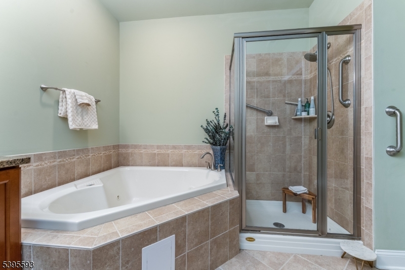 The Legacy at Readington - Residential