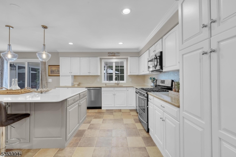 Mountain - Residential