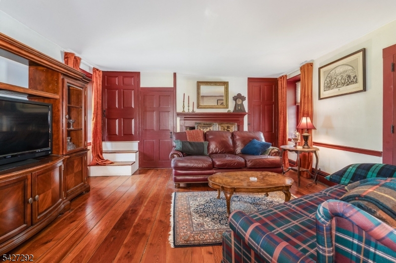 RIEGELSVILLE - Residential