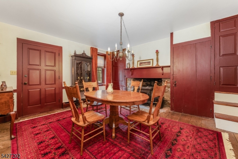 RIEGELSVILLE - Residential