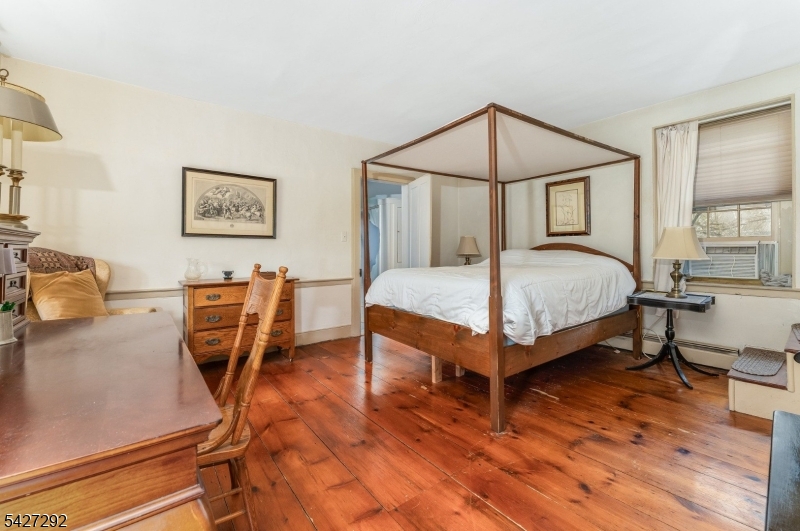 RIEGELSVILLE - Residential