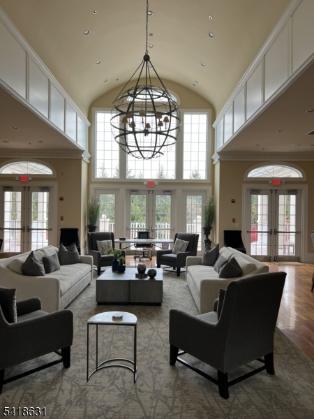 The Four Seasons - Residential