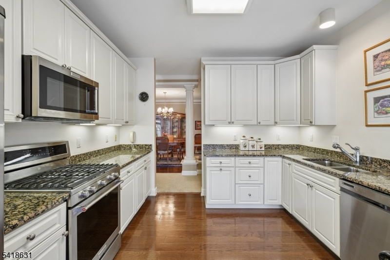 The Four Seasons - Residential