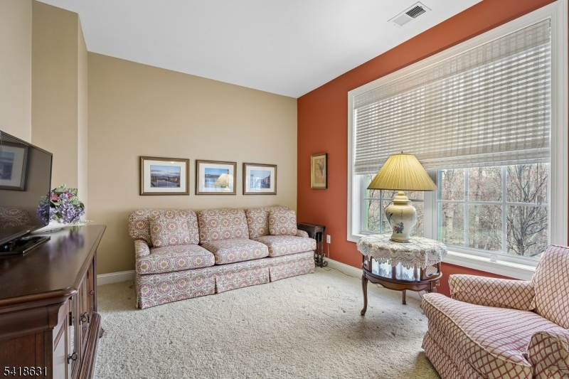 The Four Seasons - Residential