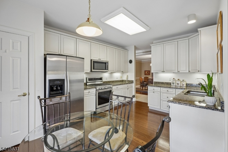 The Four Seasons - Residential