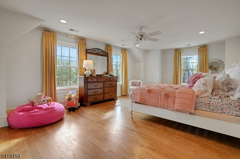 Washington Valley - Residential