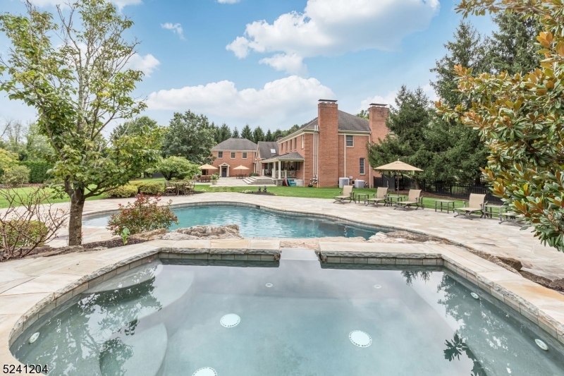 Teetertown Ravine - Residential