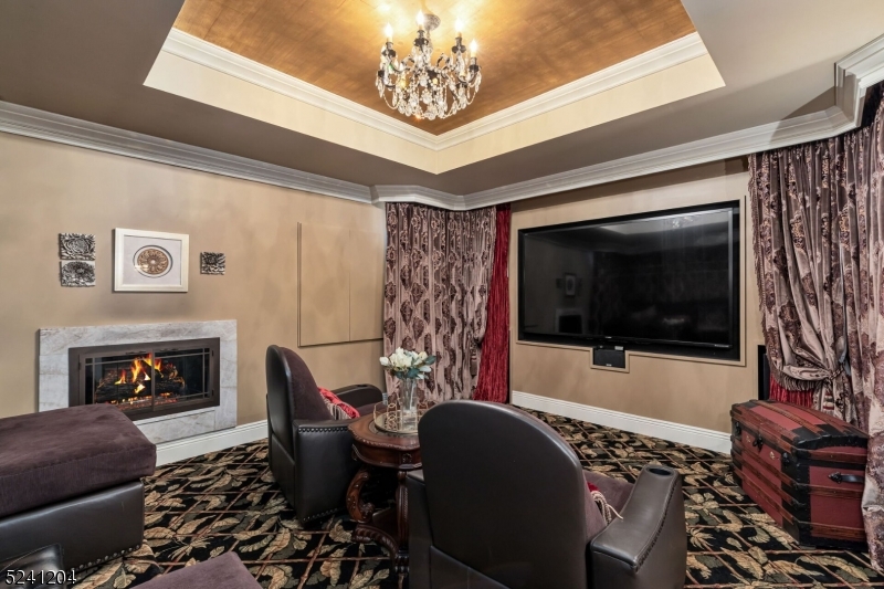 Teetertown Ravine - Residential