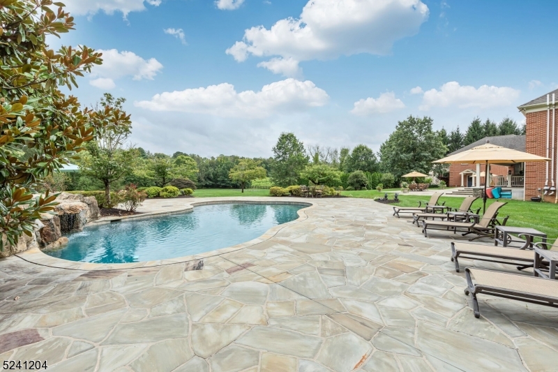 Teetertown Ravine - Residential