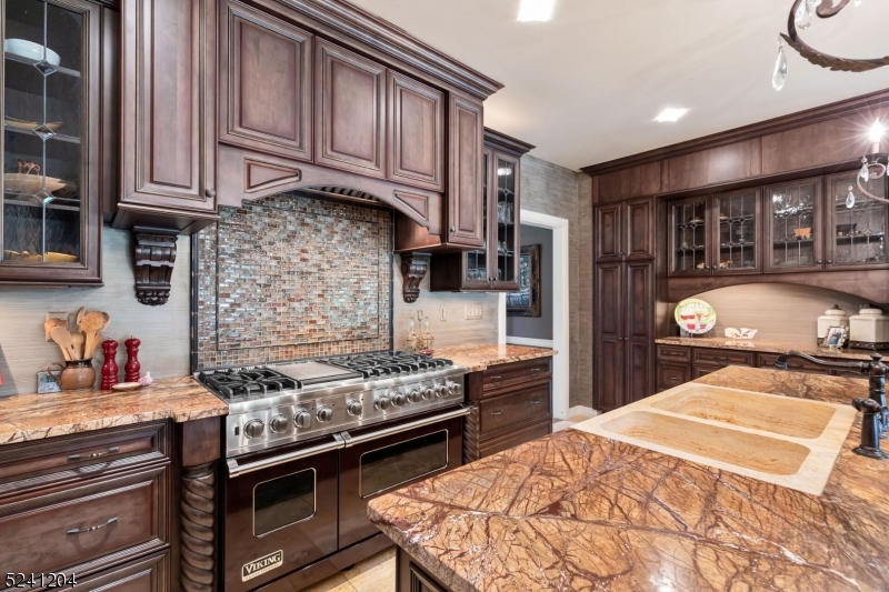 Teetertown Ravine - Residential