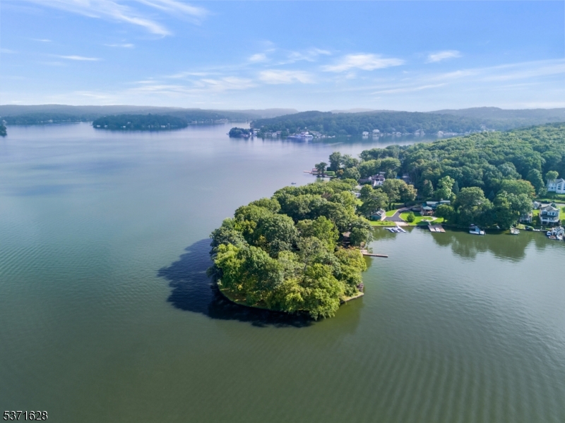 Chestnut Point - Residential