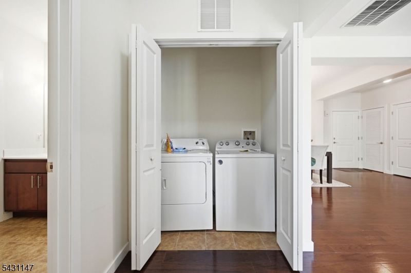 Cedar Woods/Piscataway - Residential