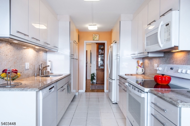 The Claridge House - Residential