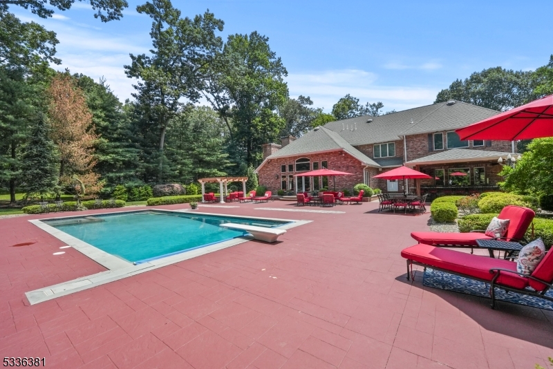 Pines Lake - Residential