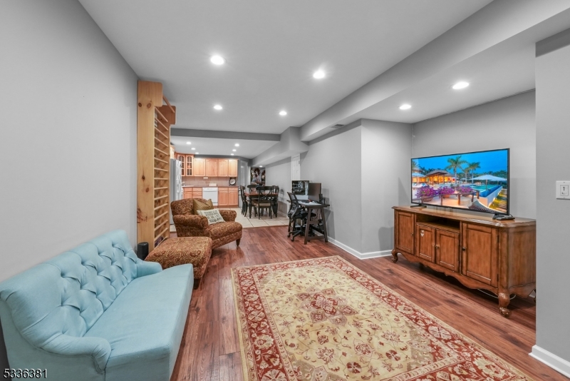 Pines Lake - Residential