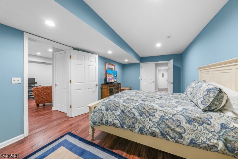 Pines Lake - Residential