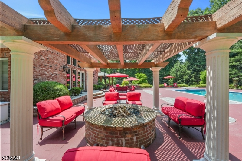 Pines Lake - Residential