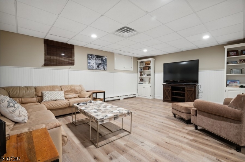 RIDGE RUN - Residential