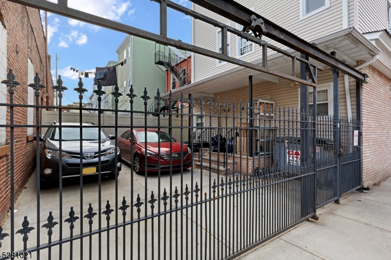 Ironbound - Residential Income