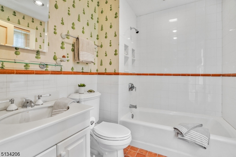 Oak Ridge - Residential