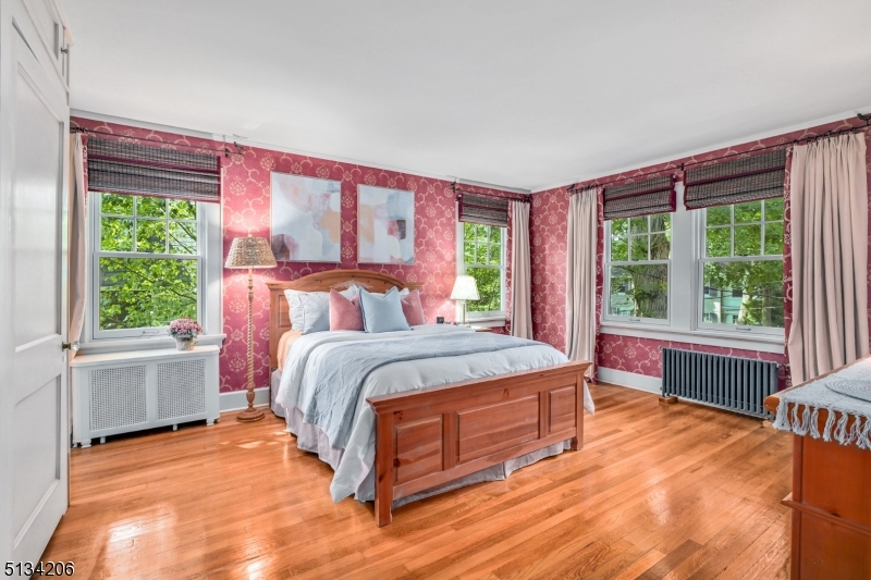 Oak Ridge - Residential