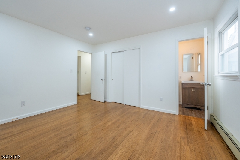 Library - Residential Lease