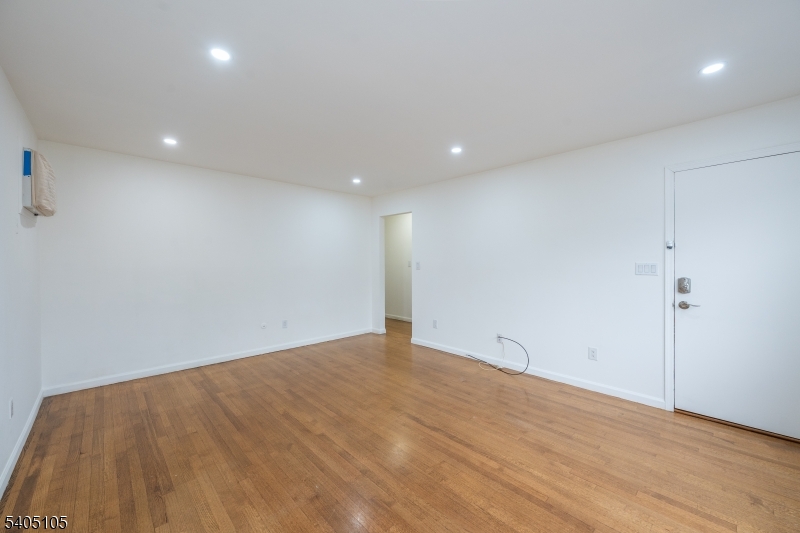 Library - Residential Lease