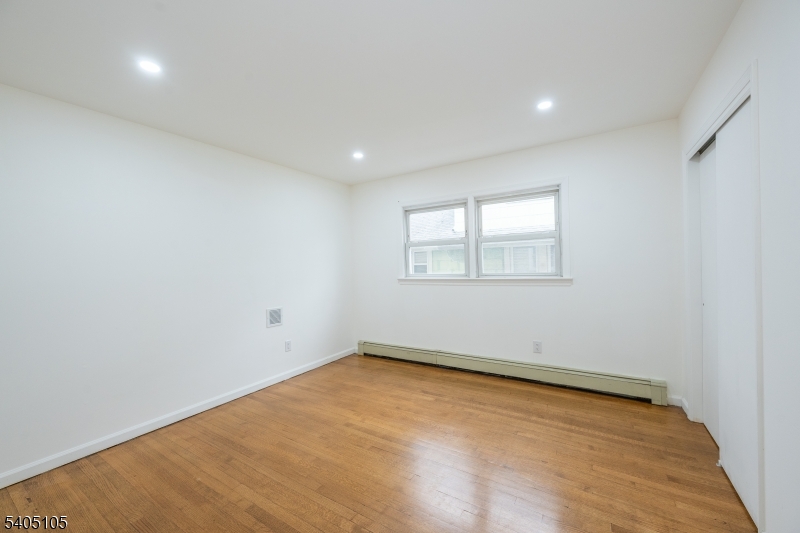 Library - Residential Lease