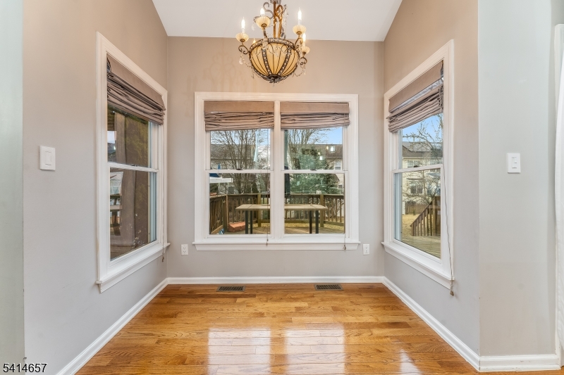 Greenwich Chase - Residential