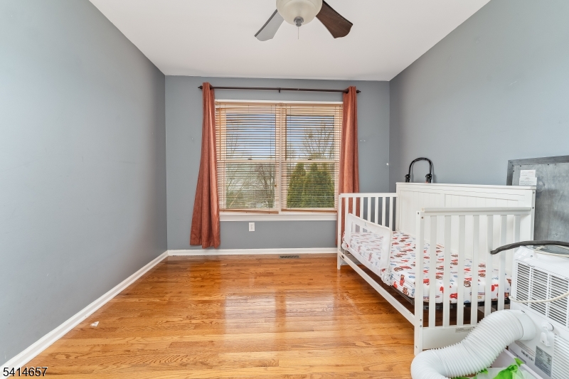 Greenwich Chase - Residential