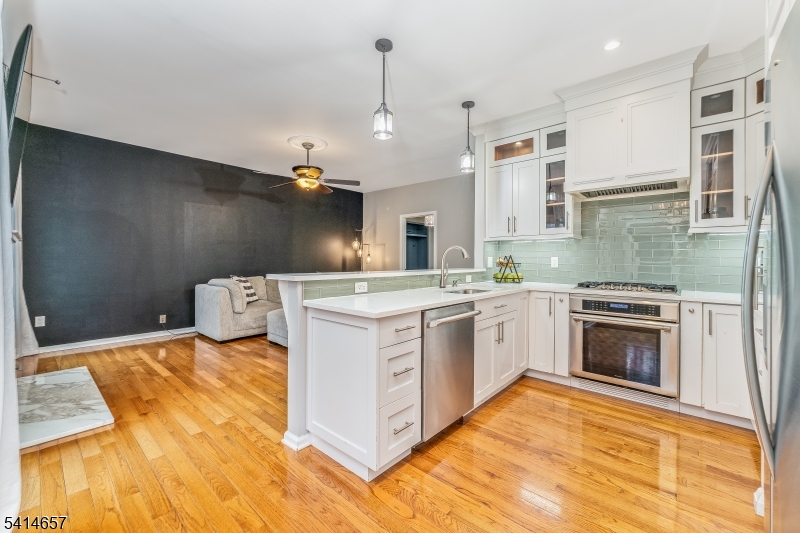 Greenwich Chase - Residential