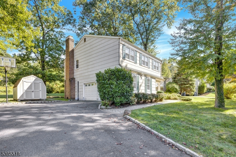 Chatham Twp., New Jersey 07928, United States, 4 Bedrooms Bedrooms, ,3 BathroomsBathrooms,Residential,Active,254328