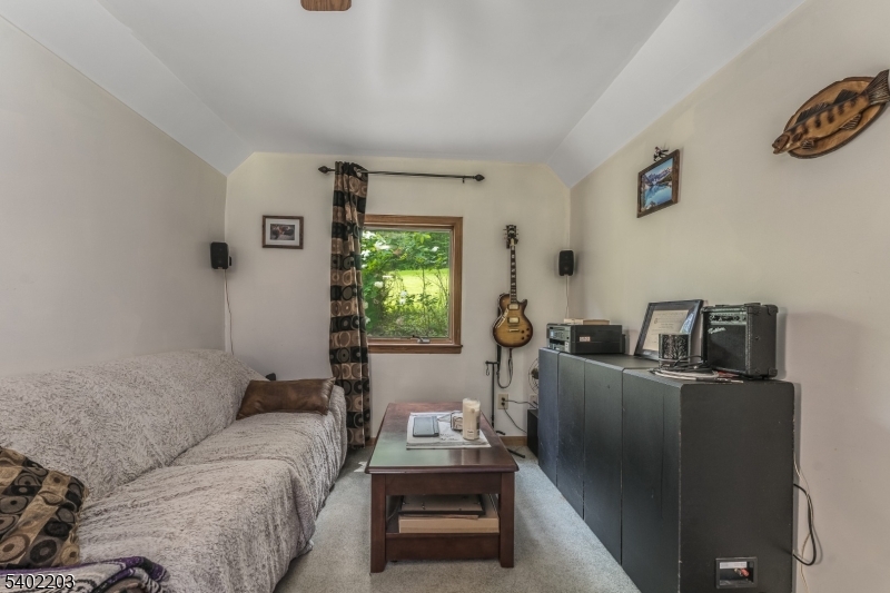 SPRUCE RUN - Residential Income